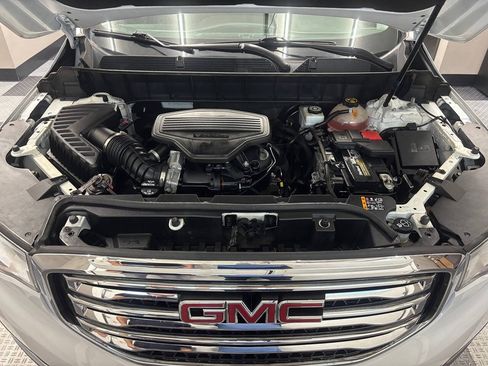 Used 2019 GMC Acadia SLE FWD image 34