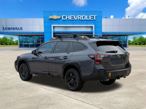 Used 2025 Subaru Outback Wilderness AWD/4WD image 3
