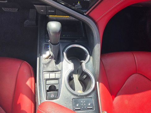 Used 2020 Toyota Camry XSE w/ Blackout Package image 21