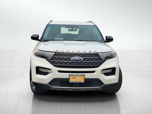 Certified 2022 Ford Explorer XLT w/ Equipment Group 202A image 2