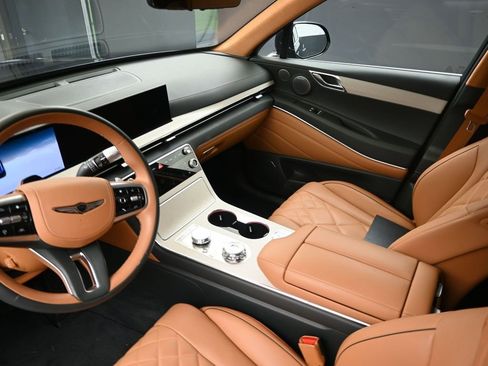 Used 2025 Genesis GV80 3.5T Prestige image 22