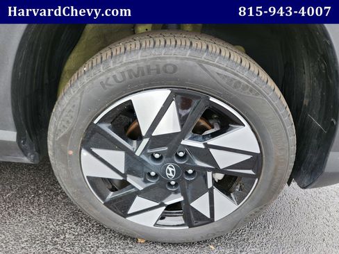 Used 2025 Hyundai Kona SEL image 40