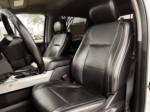 Used 2018 Ford F250 Lariat w/ Chrome Package image 25