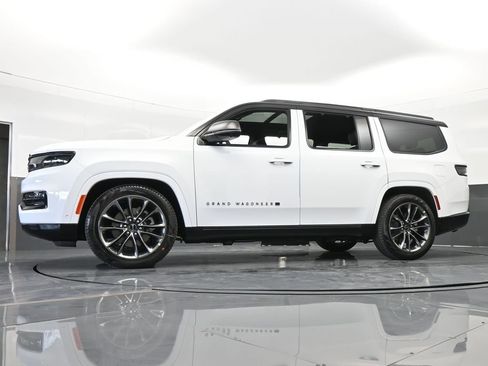 Used 2024 Jeep Grand Wagoneer Series II w/ Quick Order Packagew 28T image 57