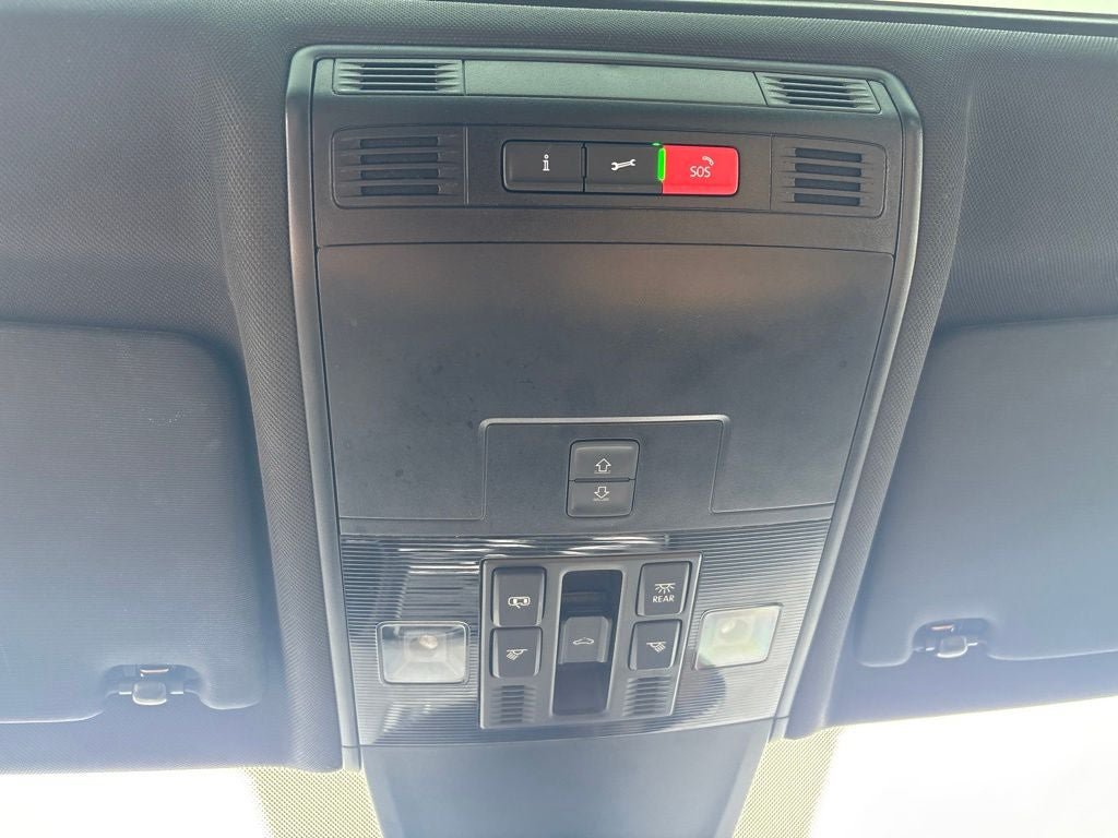Used 2022 Volkswagen Tiguan SE AWD/4WD image 25