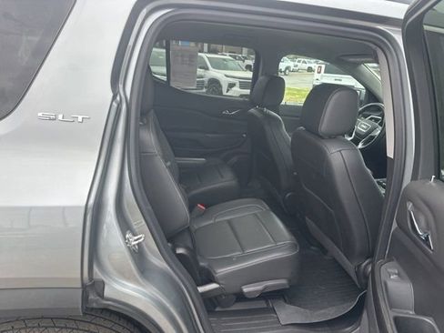 Used 2023 GMC Acadia SLT AWD/4WD image 31