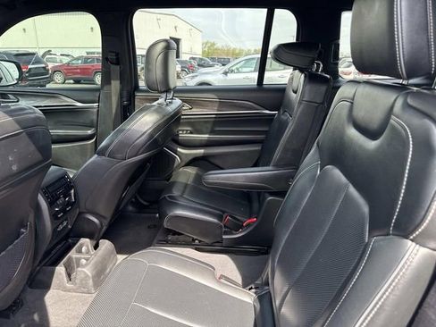 Used 2023 Jeep Grand Cherokee L Overland AWD/4WD image 26