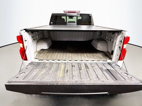 Used 2021 Chevrolet Silverado 1500 LTZ w/ Z71 Off-Road Package image 24