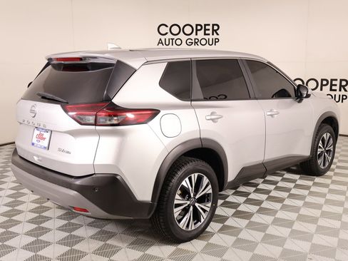 Used 2023 Nissan Rogue SV AWD/4WD image 19