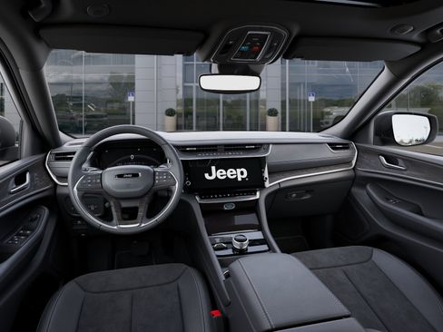 New 2026 Jeep Grand Cherokee Altitude AWD/4WD image 40