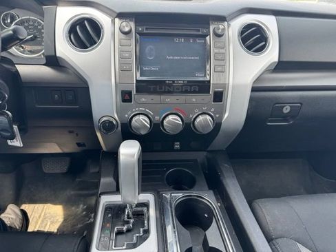 Used 2015 Toyota Tundra SR5 AWD/4WD image 22