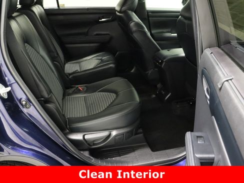 Certified 2023 Toyota Highlander XSE image 38