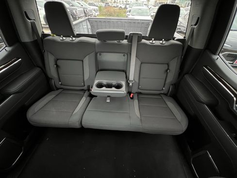 New 2026 GMC Sierra 1500 Elevation image 25