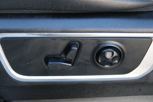 Used 2019 RAM 1500 Laramie AWD/4WD image 42
