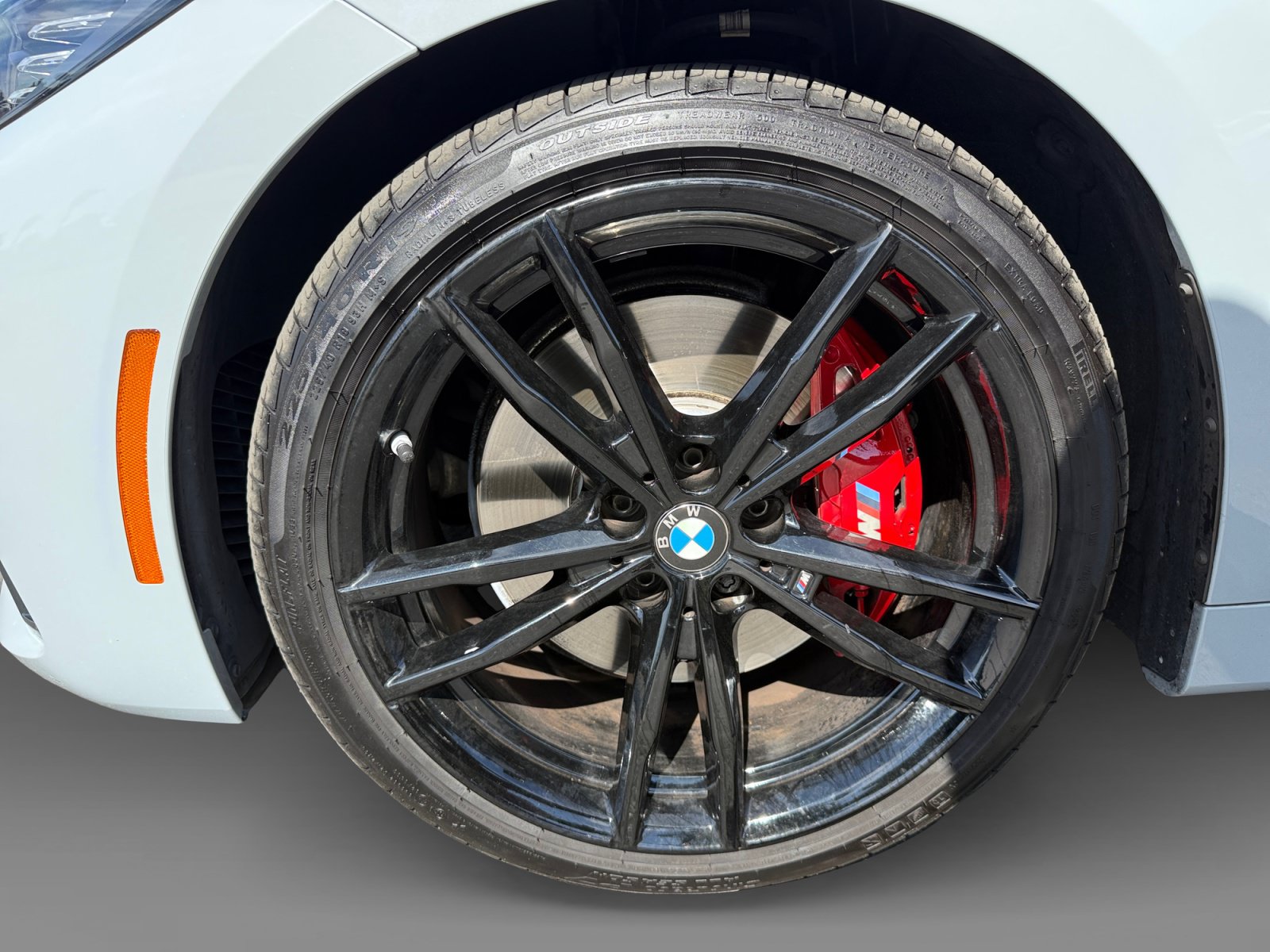 Used 2024 BMW M440i Coupe w/ Premium Package RWD image 9