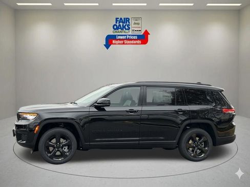 New 2025 Jeep Grand Cherokee L Laredo AWD/4WD image 10