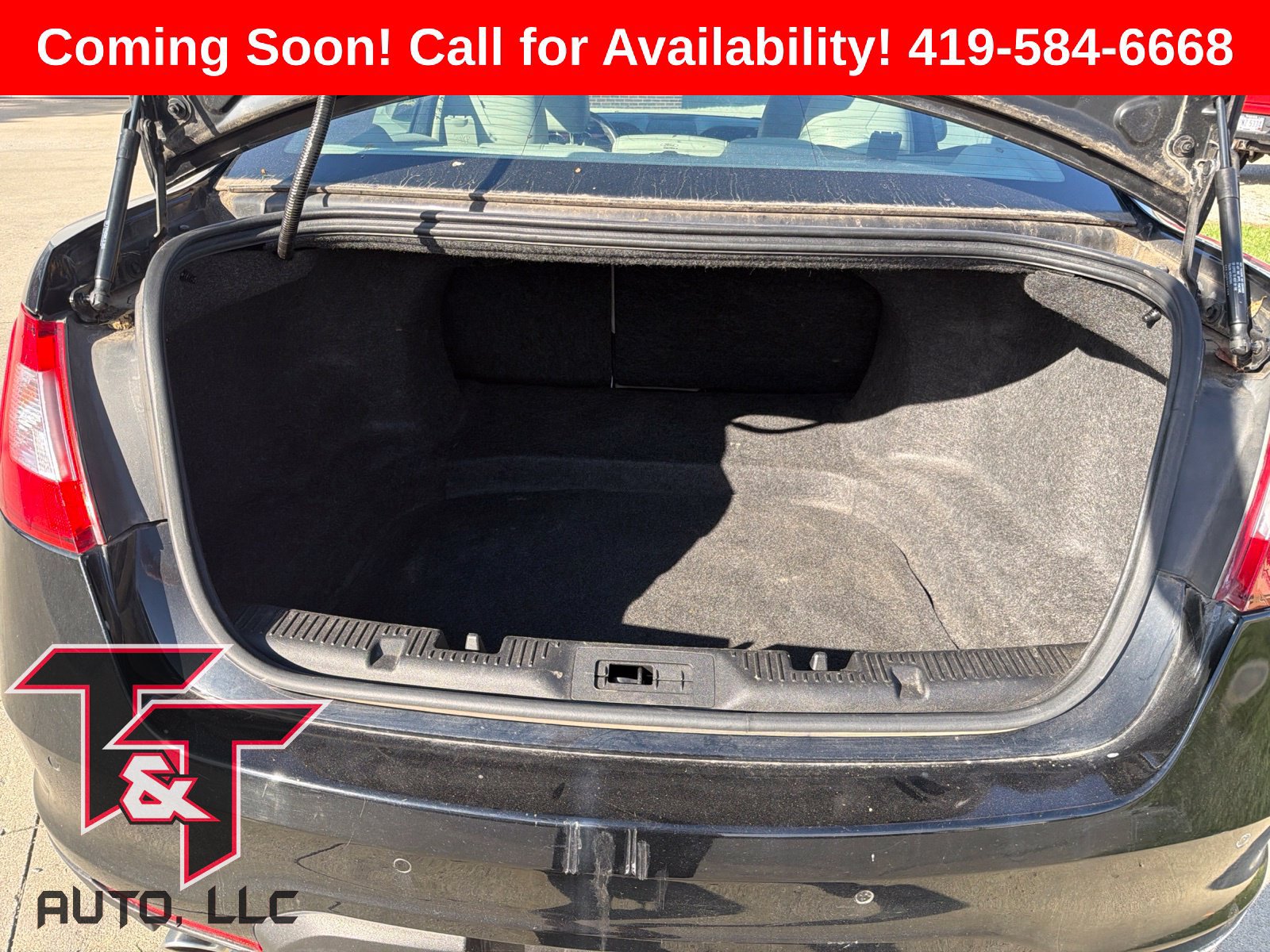 Used 2012 Ford Taurus SEL FWD image 7