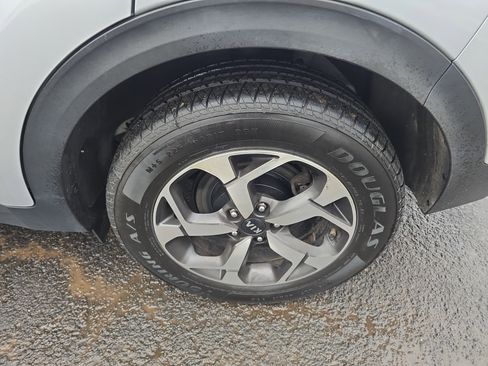 Used 2020 Kia Sportage LX image 27