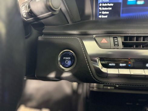 Used 2018 Lexus LC 500h w/ Touring Package image 26