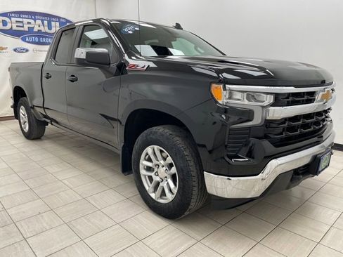 Used 2024 Chevrolet Silverado 1500 LT w/ Z71 Off-Road Package image 1