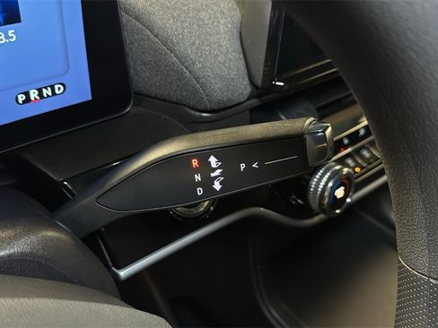 Used 2024 Honda Prologue EX image 31