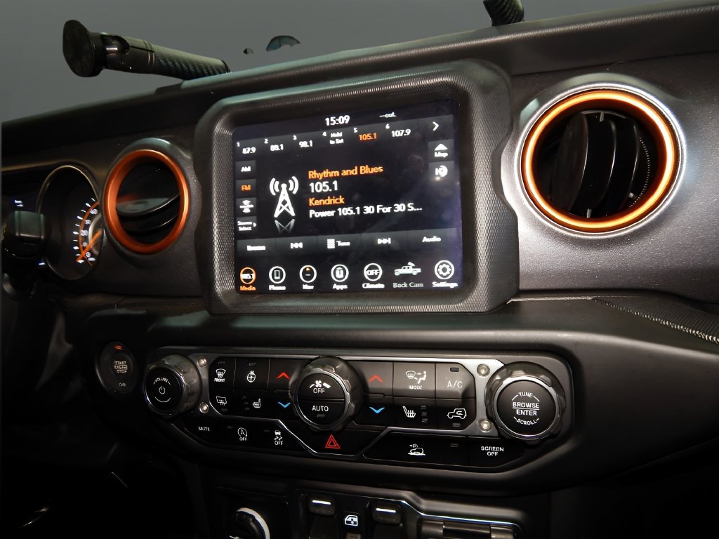 Used 2022 Jeep Gladiator Mojave w/ LED Lighting Group AWD/4WD image 28