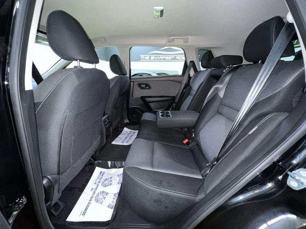 Used 2021 Nissan Rogue S AWD/4WD image 25