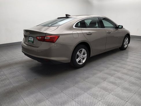 Used 2025 Chevrolet Malibu LS FWD image 10