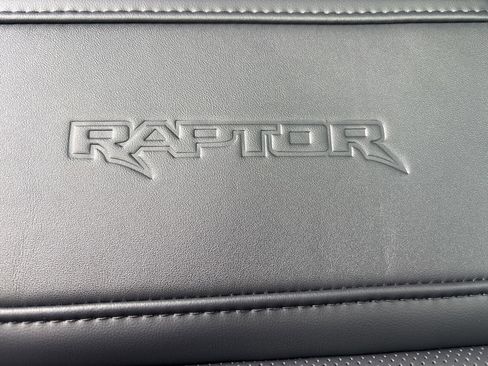 Used 2022 Ford Explorer Limited w/ Equipment Group 301A image 16