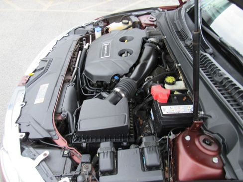 Used 2016 Lincoln MKZ AWD image 38