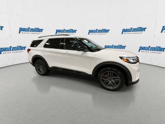 Used 2026 Ford Explorer ST-Line w/ ST-Line Street Pack AWD/4WD image 13