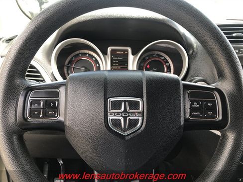 Used 2016 Dodge Journey SE w/ Flexible Seating Group FWD image 13