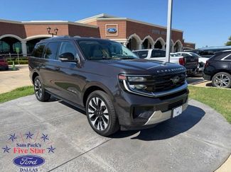 Certified 2025 Ford Expedition Platinum w/ Driver's Package AWD/4WD video 1