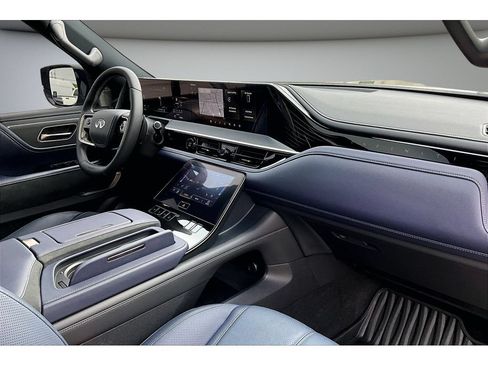 Used 2026 INFINITI QX80 4WD w/ Sport Exterior Package image 47