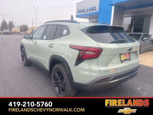 New 2026 Chevrolet Trax ACTIV w/ Driver Confidence Package image 2