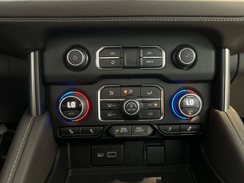 Used 2022 Chevrolet Tahoe LT AWD/4WD image 49
