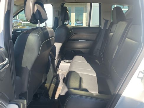 Used 2015 Jeep Compass High Altitude image 9