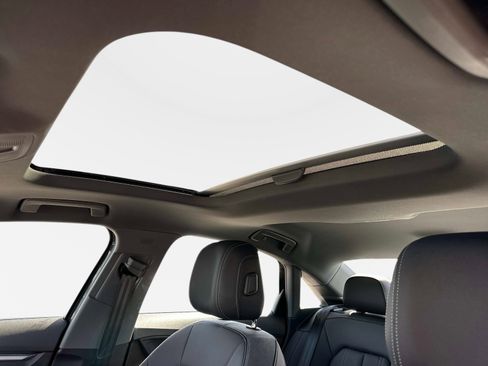 Used 2025 Audi A3 2.0T Premium w/ Convenience Package image 21