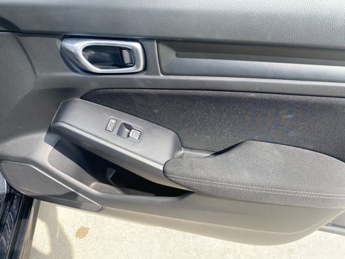 Used 2023 Honda Civic LX image 35