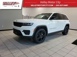 Used 2023 Jeep Grand Cherokee Altitude 360° Tour