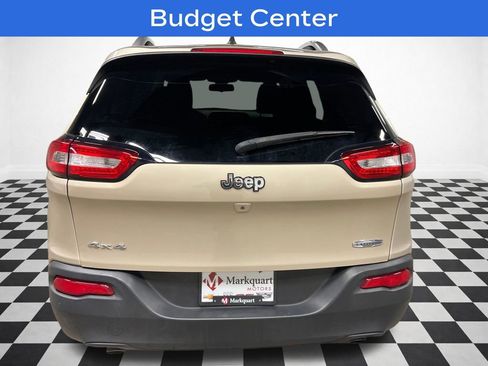 Used 2014 Jeep Cherokee Latitude w/ Cold Weather Group AWD/4WD image 7