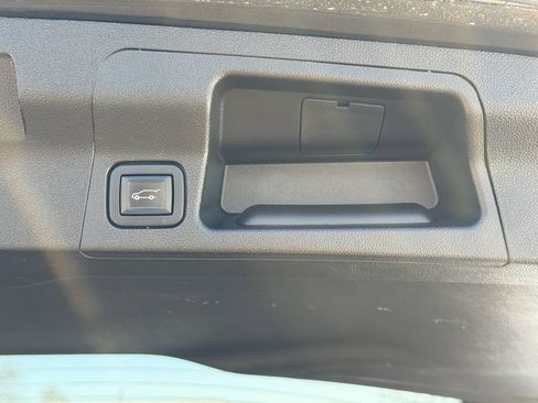 Used 2020 GMC Acadia AT4 AWD/4WD image 17