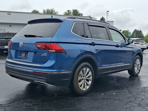 Used 2018 Volkswagen Tiguan SE AWD/4WD image 6