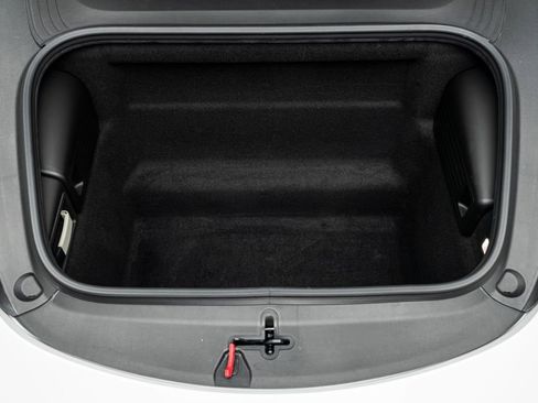 Used 2018 Porsche 911 Carrera image 37
