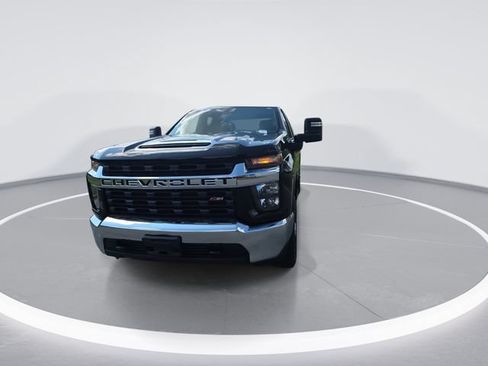 Used 2021 Chevrolet Silverado 2500 LT AWD/4WD image 3