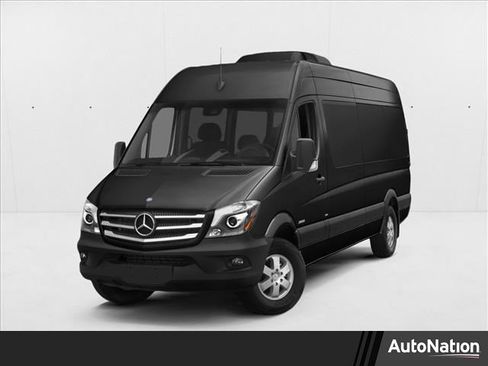 Used 2015 Mercedes-Benz Sprinter 2500 image 1