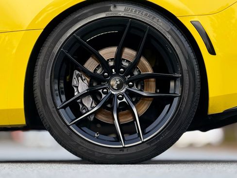 Used 2018 Chevrolet Camaro SS image 18