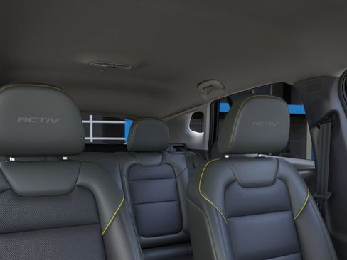New 2025 Chevrolet Trax ACTIV image 48
