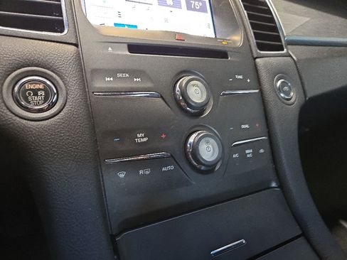 Used 2016 Ford Taurus SEL w/ Equipment Group 201A AWD/4WD image 13