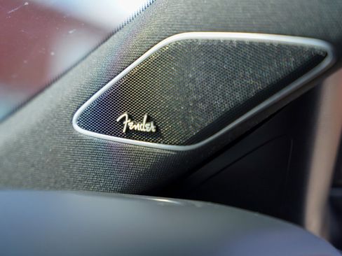 Used 2014 Volkswagen Jetta GLI Autobahn image 34